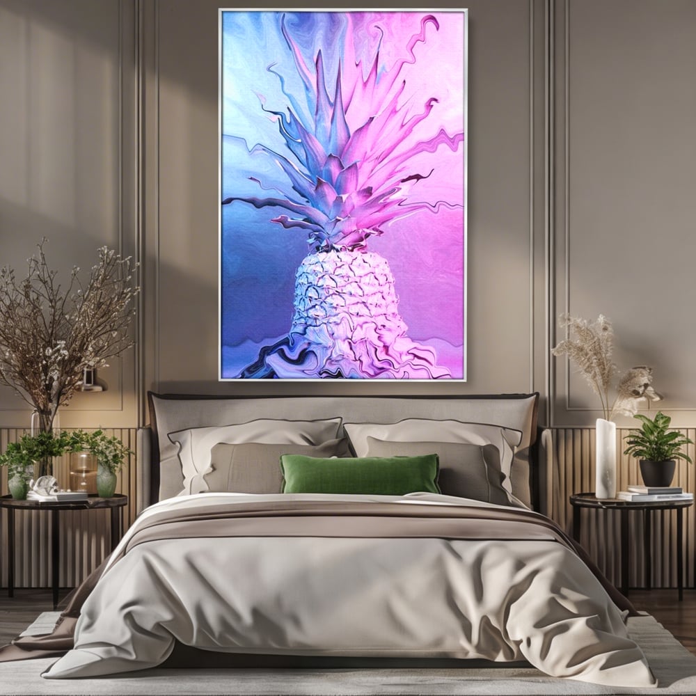 Tablou canvas cu tablou canvas cu ananas neon, in rama de aluminiu argintiu, pe perete intr-un dormitor